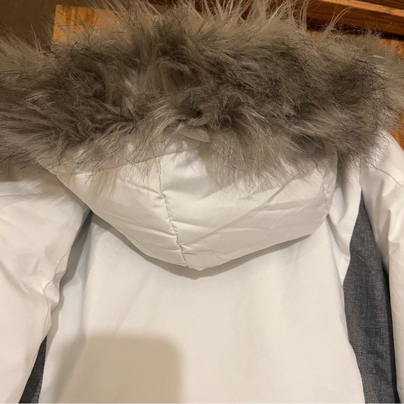 Womens White Avalanche Puffer Ski/snow Jacket With Removable Fur Hood Sz Med - Picture 8 of 15